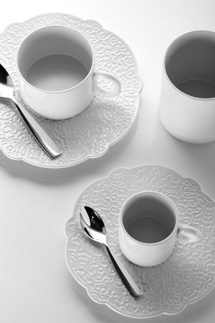 MW01/77 Dressed by Marcel Wanders Saucer for mocha cup in white porcelain