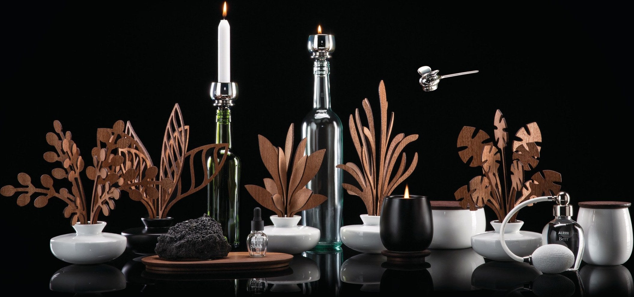 MW66 Smack Bottle candle holder/stopper