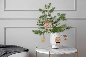 Hoptimist Ornament Wood Oak Medium Santa  (2 pcs.)