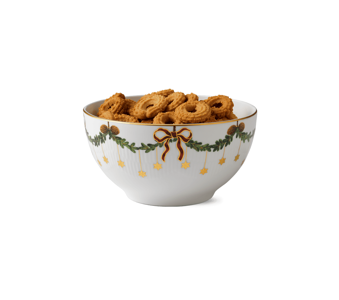 STAR FLUTED CHRISTMAS BOWL 1.75qt / 180 cl
