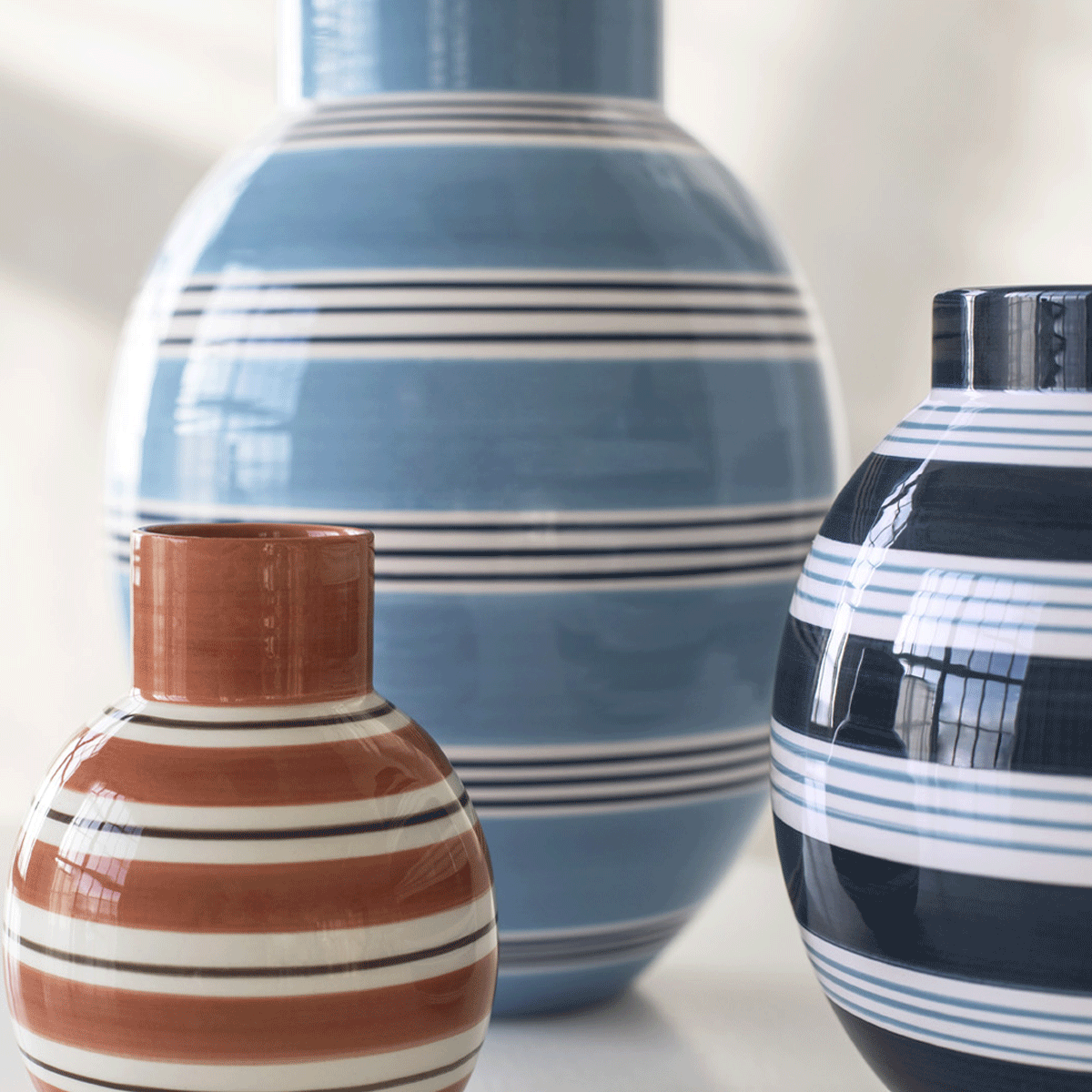 Kähler Omaggio Nuovo Vase H20.5 cm dark blue