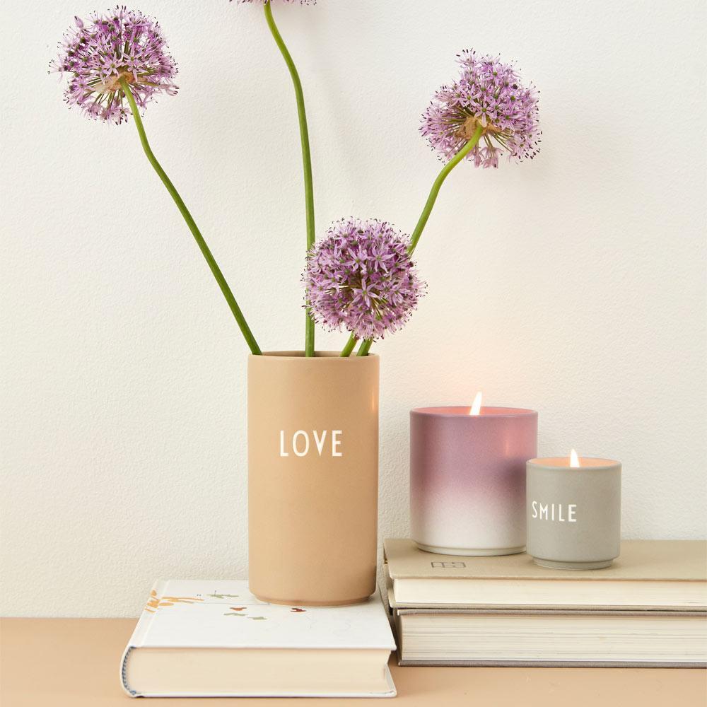 FAVOURITE VASE MEDIUM, LOVE (Beige)