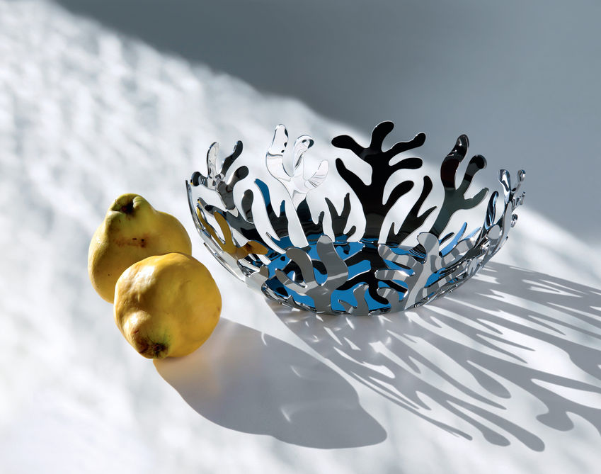 ESI01/29GR Mediterraneo Fruit bowl in steel coloured with epoxy resin, green.