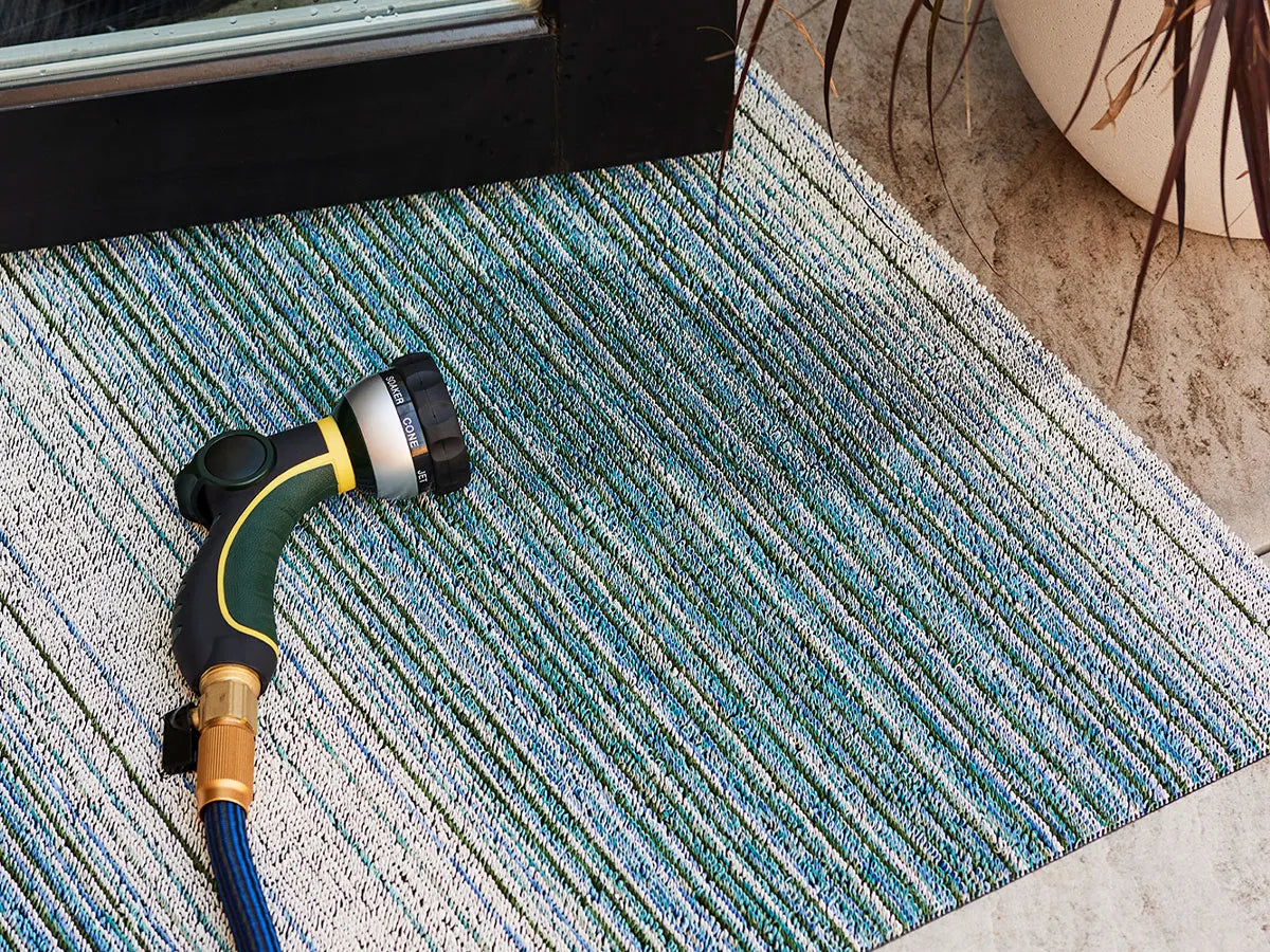 Shag Utility Mat Fade Stripe -Lagoon 24"x36"