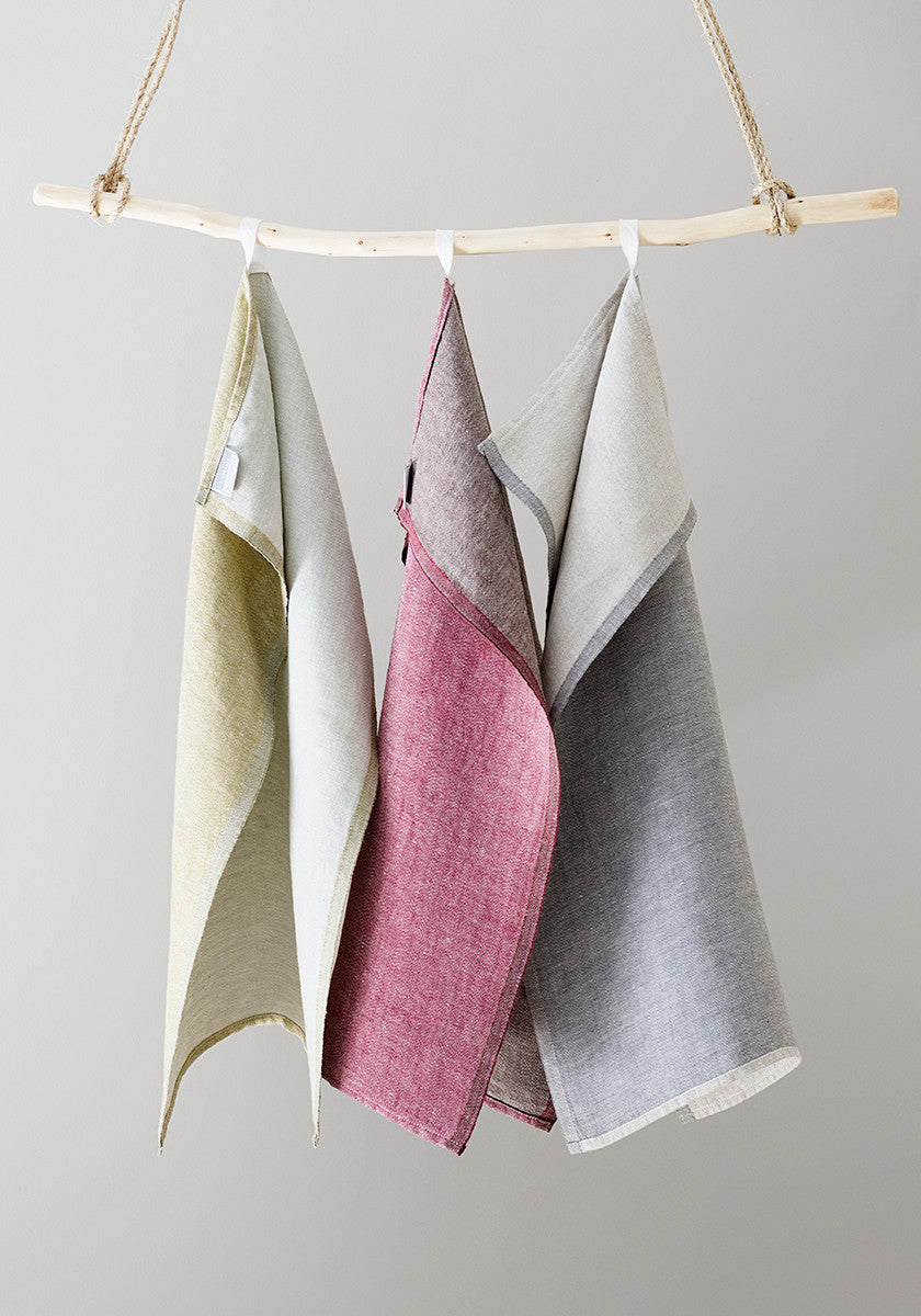 DUO towel (olive-grey, 48 x 70 cm)