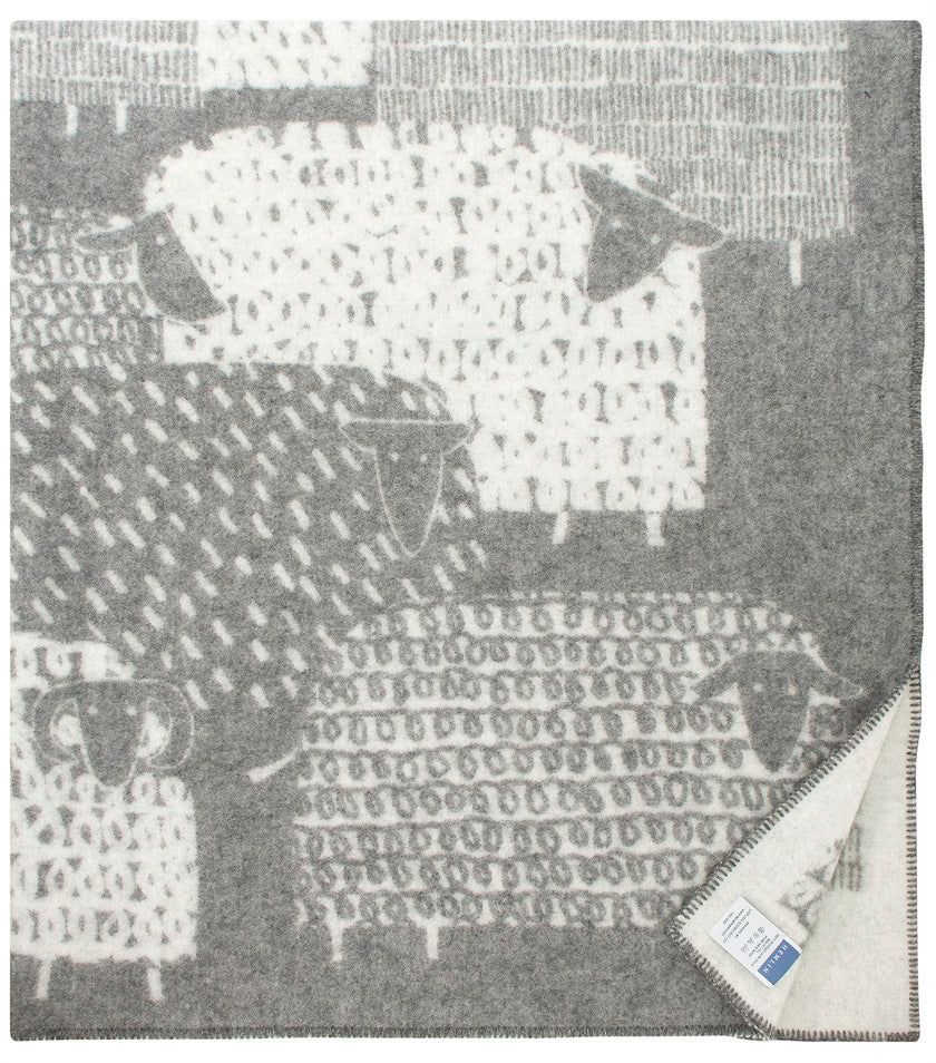 PÄKÄPÄÄT wool blanket (black-white, or grey-white, 130 x 180 cm Sheep