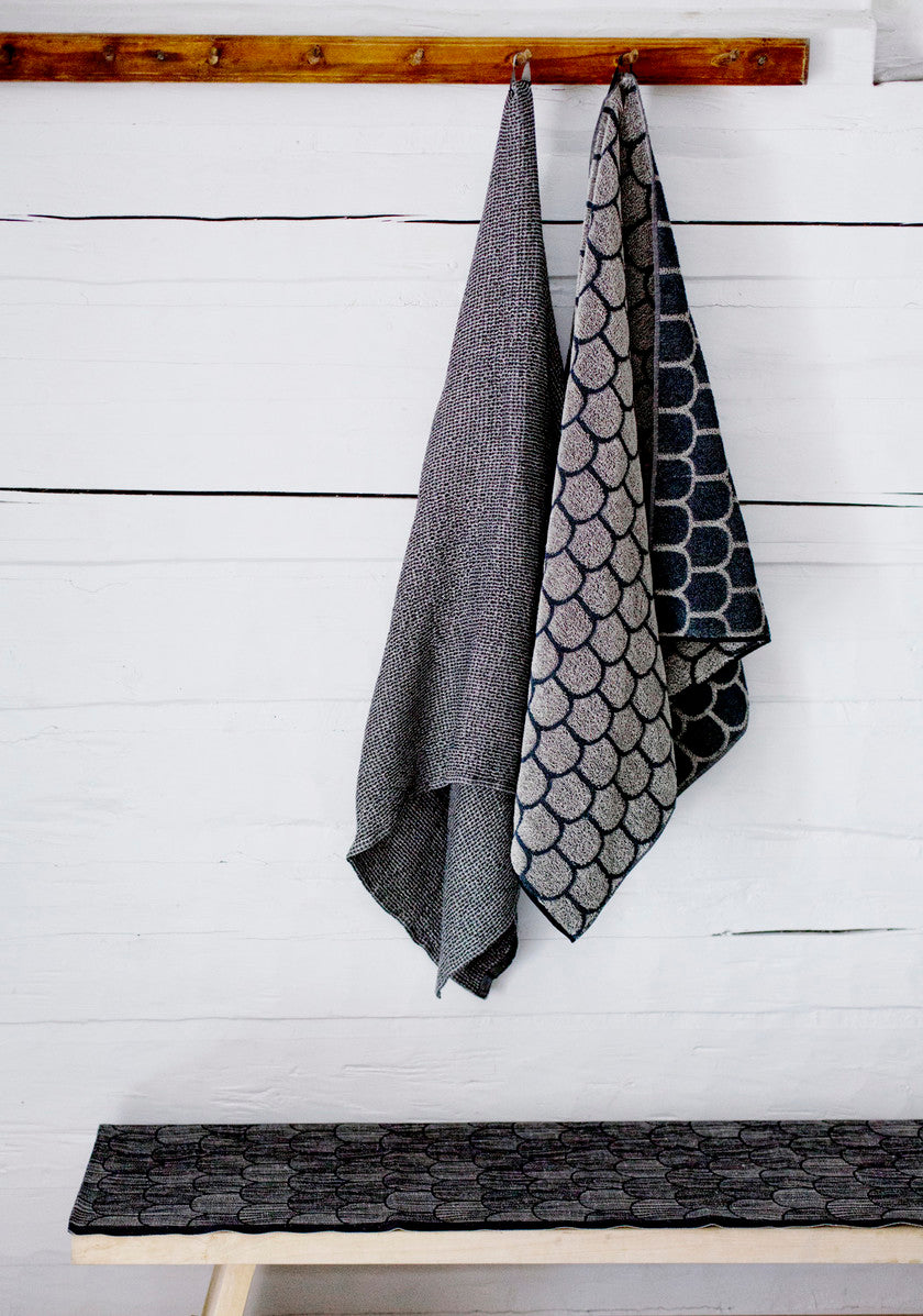 PAANU bath towel (black-linen, 80 x 150 cm)
