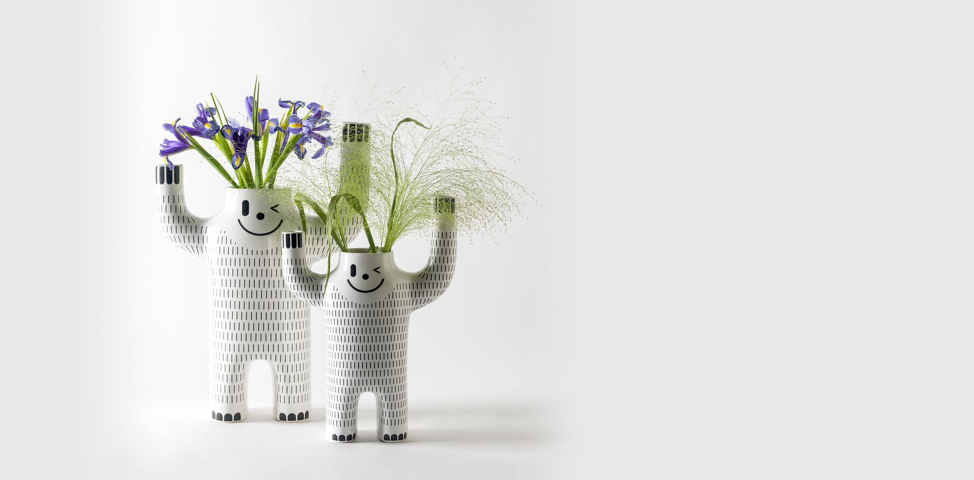 HAPPY YETI VASES