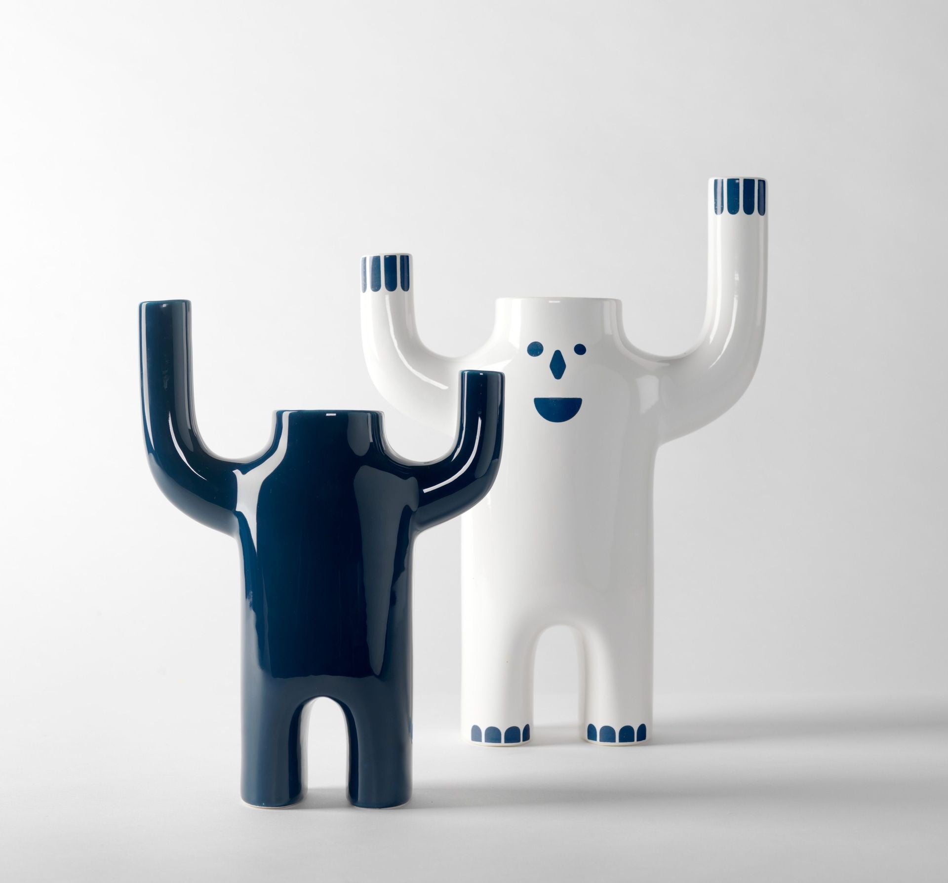 HAPPY SUSTO VASES / JARRONES