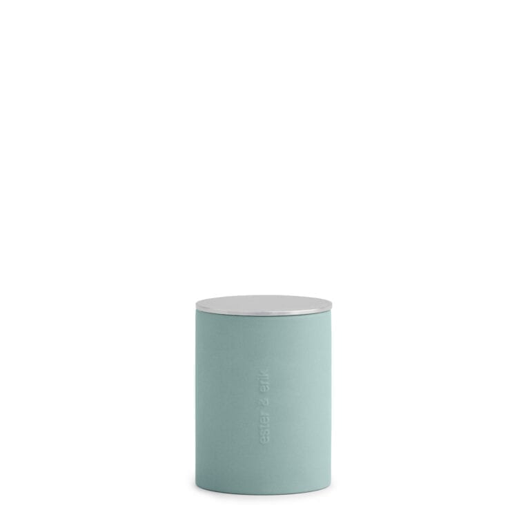 No. 66 pine tree & oak leaf Scented candle