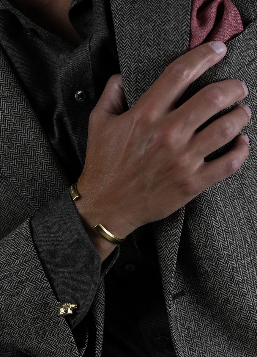 SKULTUNA cuffs ICON cuff - matte gold